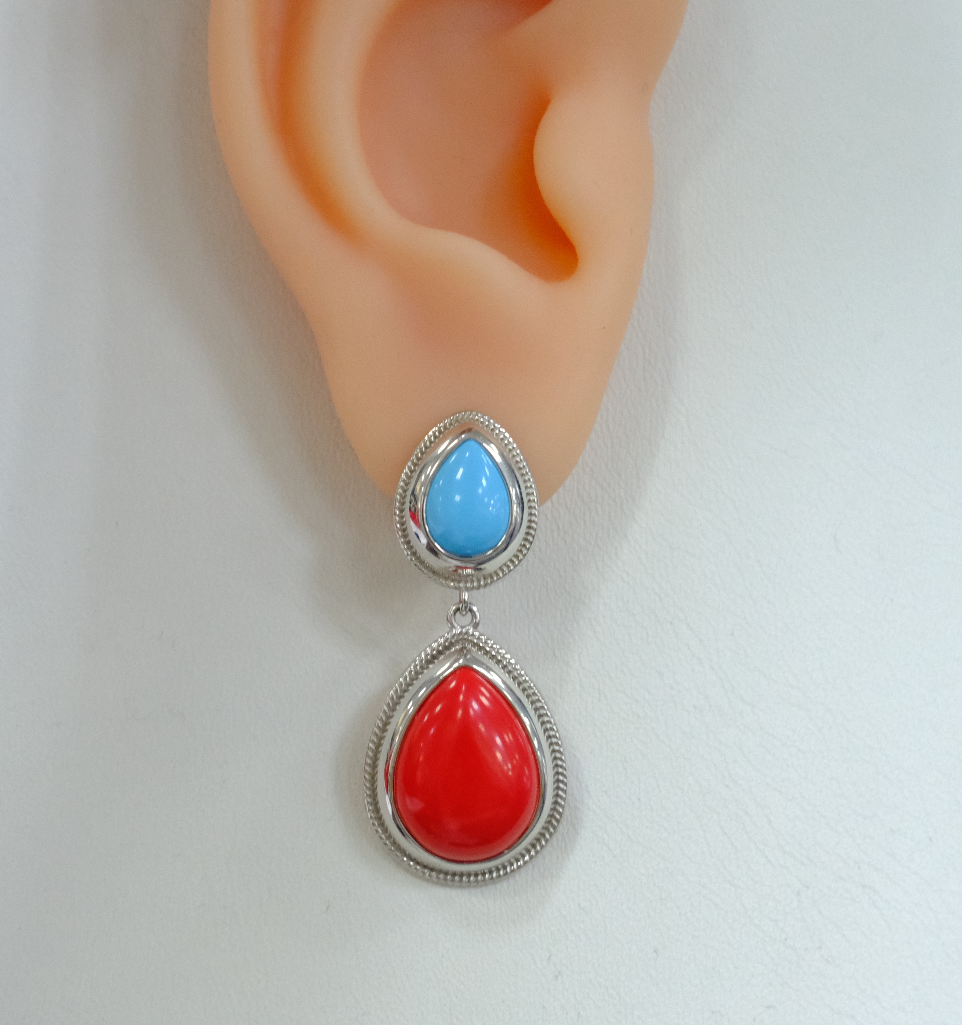 Серебряные серьги с кораллами и бирюзой